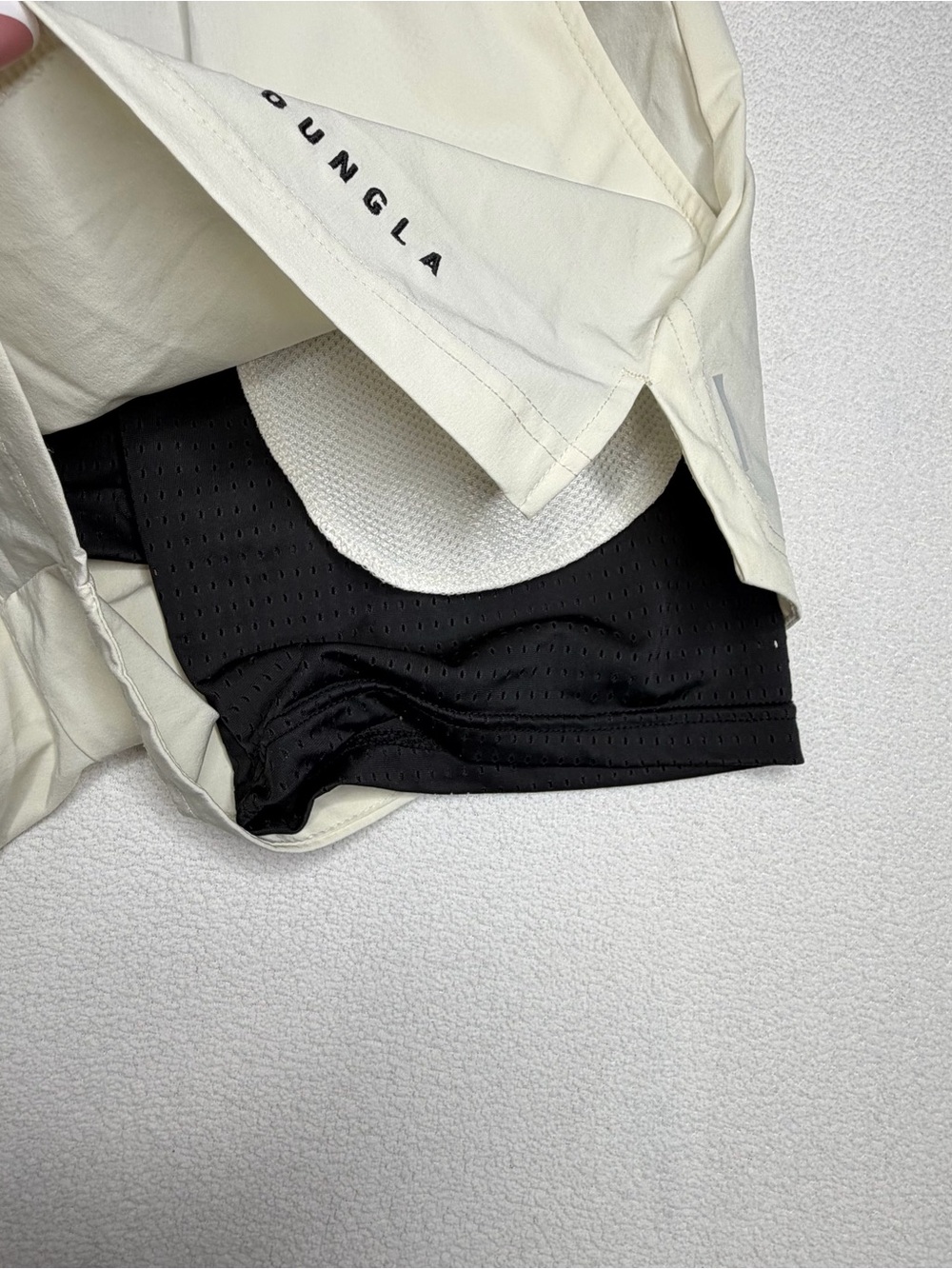 YoungLA Swift 2-in-1Compression Liner Shorts•Cream/Black Mesh Built in Liner - Picture 4 of 9